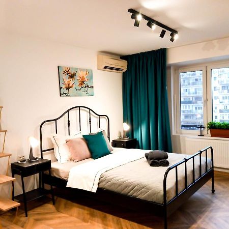 Apartamento Timpuri Noi Studio With Self Check In Bucarest Exterior foto