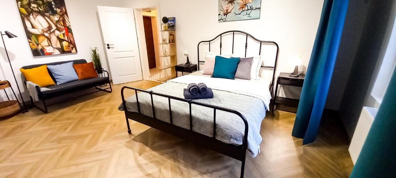Apartamento Timpuri Noi Studio With Self Check In Bucarest Exterior foto